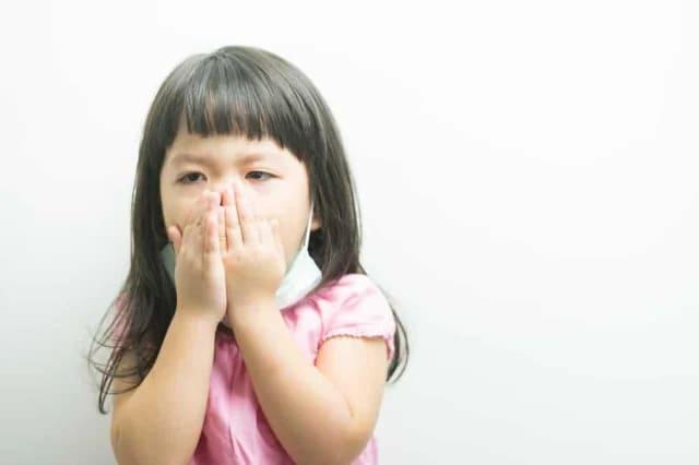 6 Cara Mengatasi Batuk pada Anak agar Cepat Sembuh