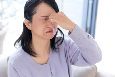 perawatan mata kering akibat menopause mencegah mata kering