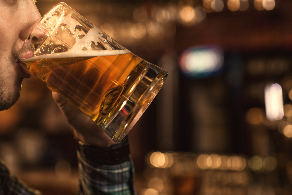 Minum Minuman Beralkohol Bikin Kurus, Mitos atau Fakta?