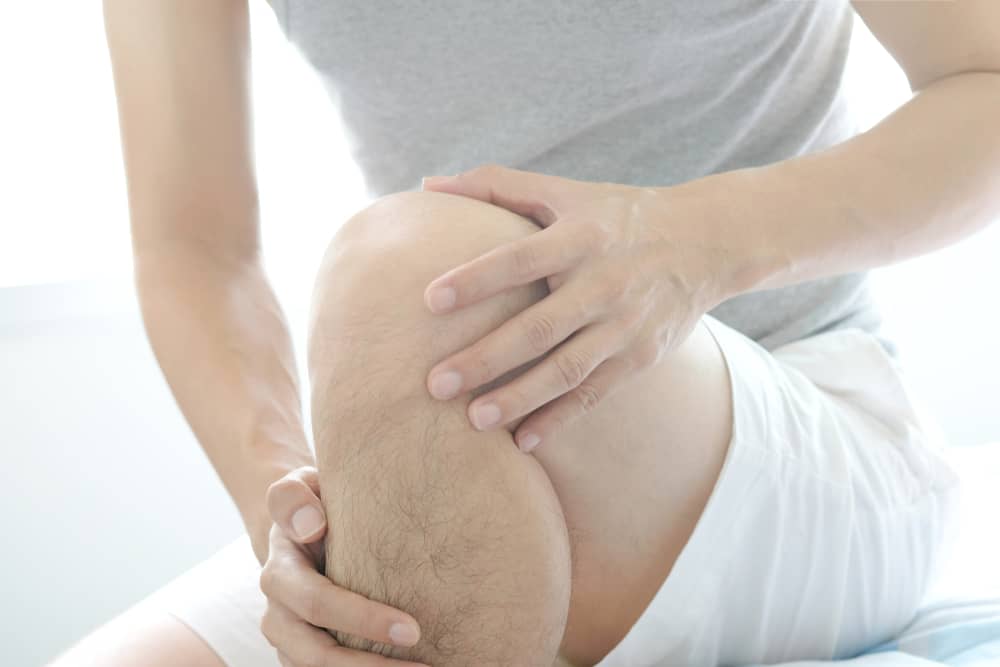 7 Penyebab Rasa Sakit di Belakang Lutut yang Tak Boleh Disepelekan