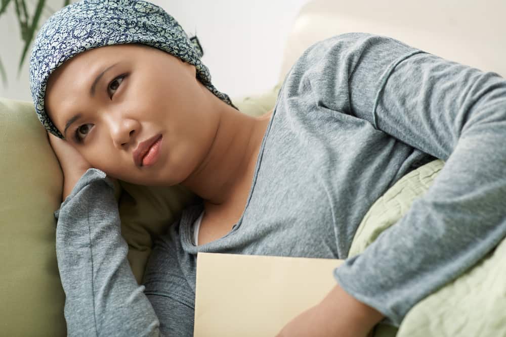 Cara Mengobati Kanker, Mulai dari Minum Obat Hingga Prosedur Medis