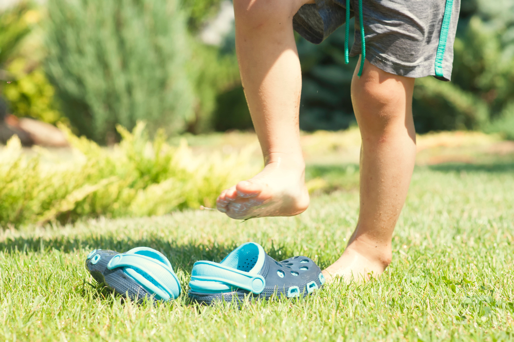 3 Tips Memilih Sandal yang Tepat untuk Anak