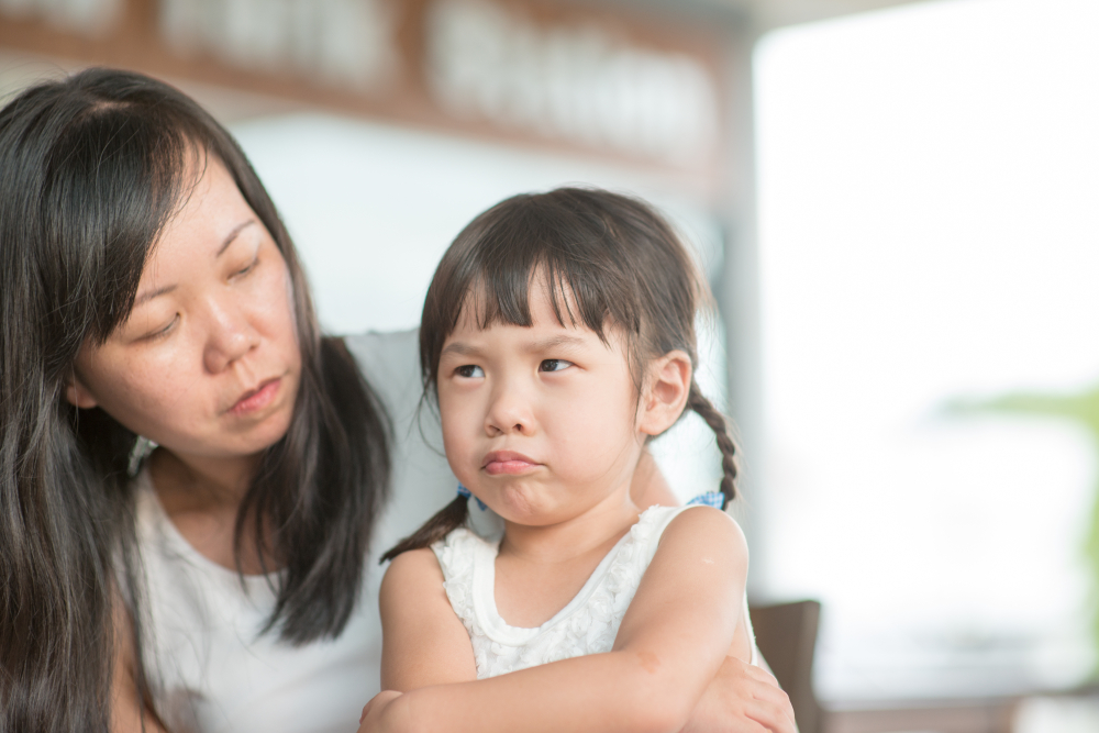 5 Cara Mengatasi Anak Manja dan Banyak Maunya