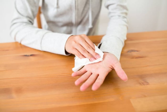 cara mengatasi telapak tangan berkeringat