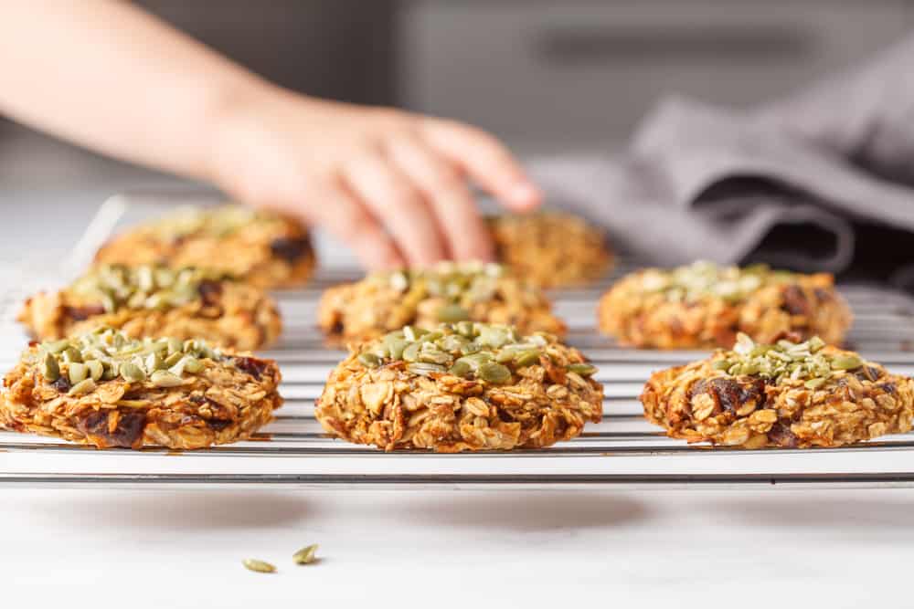 10 Resep Kue Kurma yang Enak untuk Camilan Lebaran