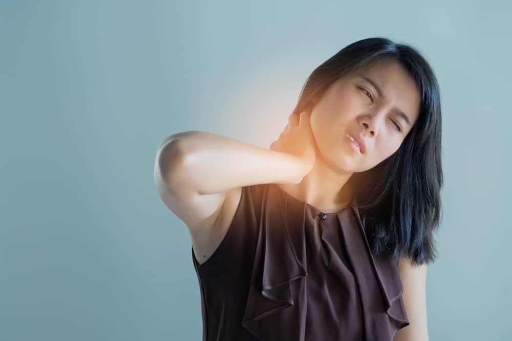 7 Penyebab Leher Bengkak yang Tidak Boleh Diremehkan