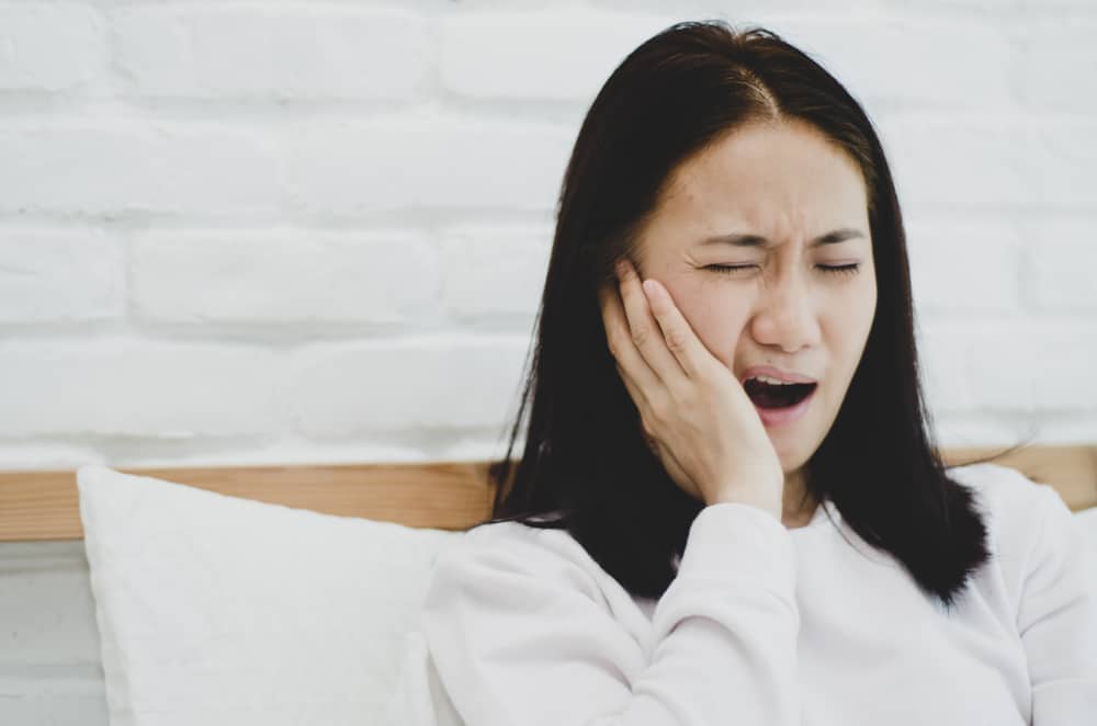 gigi berlubang merupakan salah satu gangguan mulut karena stres