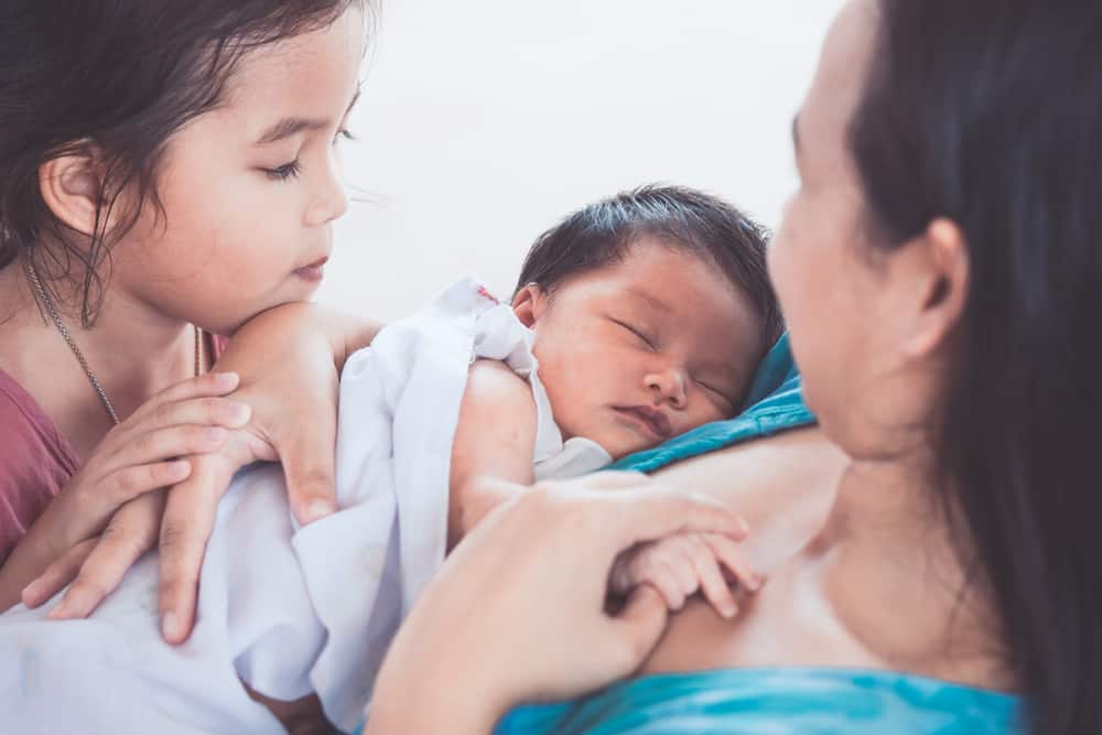 7 Penyebab Bibir Bayi Hitam yang Perlu Diperhatikan