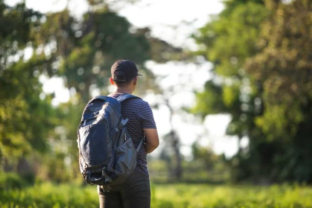 Cara Memakai Ransel yang Benar Agar Terhindar dari Sakit Punggung