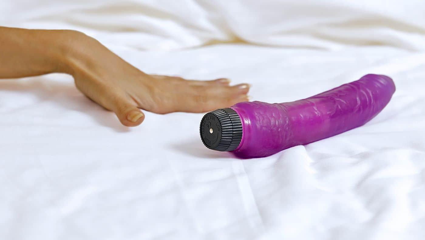 Banyak yang Tidak Tahu, Ini 4 Kesalahan Pakai Mainan Seks yang Sering Dilakukan