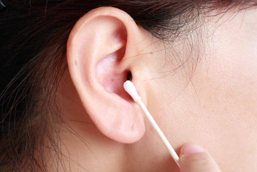 Cara merawat telinga