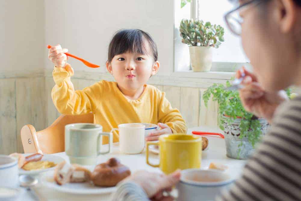 Mengatur Menu Makanan Anak untuk Cukupi Kebutuhan Seratnya