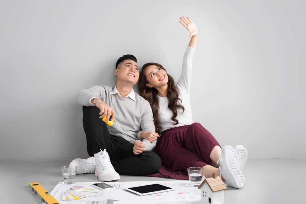 Nggak Perlu Jaim, Ini Manfaatnya Jadi Diri Sendiri di Depan Pasangan