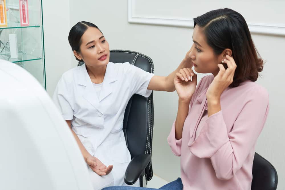 Masalah Rambut dan Kulit Kepala, Harus ke Dokter Spesialis Apa?