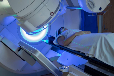 pengobatan kanker dengan radiasi radioterapi adalah