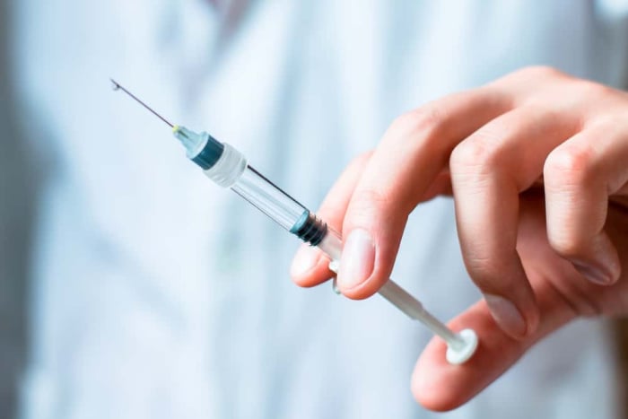 Injeksi vaksin hepatitis C