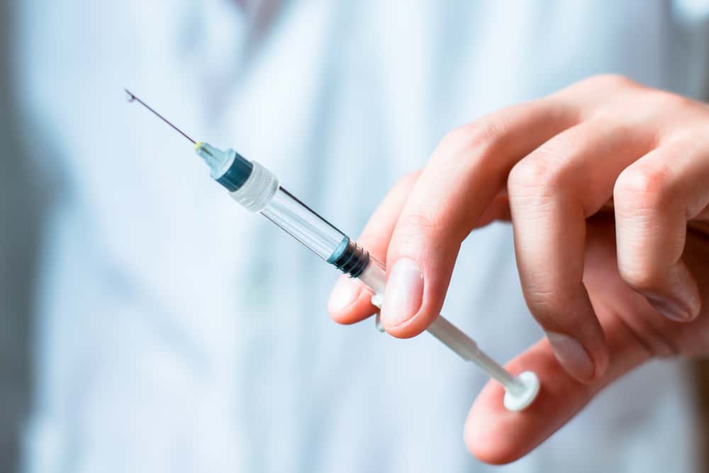 Injeksi vaksin hepatitis C
