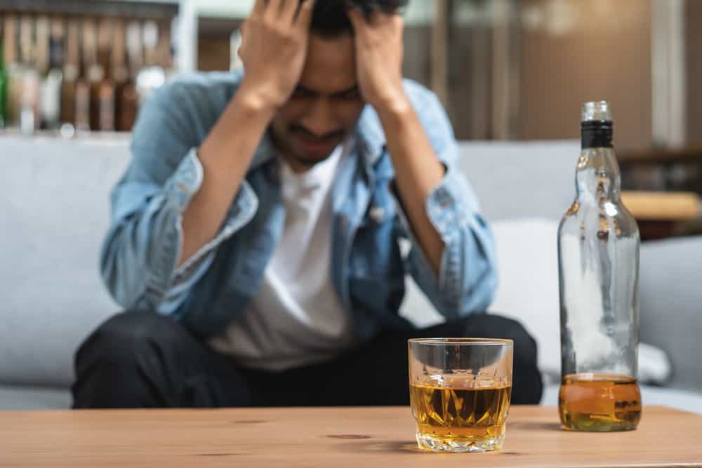 Efek Minum Alkohol Bisa Pengaruhi Hormon Tubuh