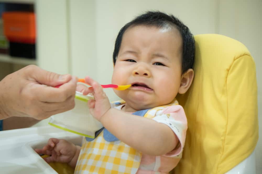 Ibu Jangan Cemas, Ini Penyebab dan Penanganan untuk Bayi yang Susah Makan