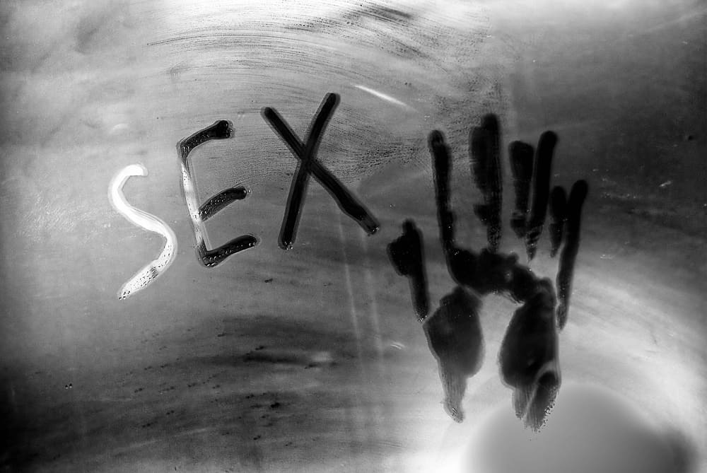 Posisi Seks di Kamar Mandi yang Aman Tanpa Takut Terpeleset