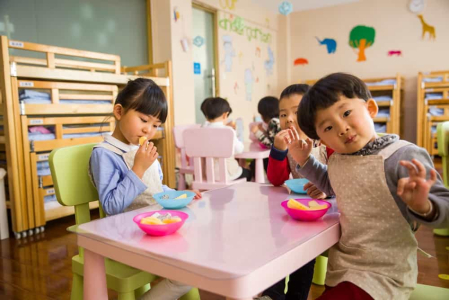 Seberapa Banyak Porsi Makan yang Tepat untuk Anak Usia 5 Tahun?