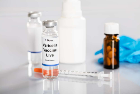 Ketahui Manfaat dan Jadwal Pemberian Vaksin Cacar Air