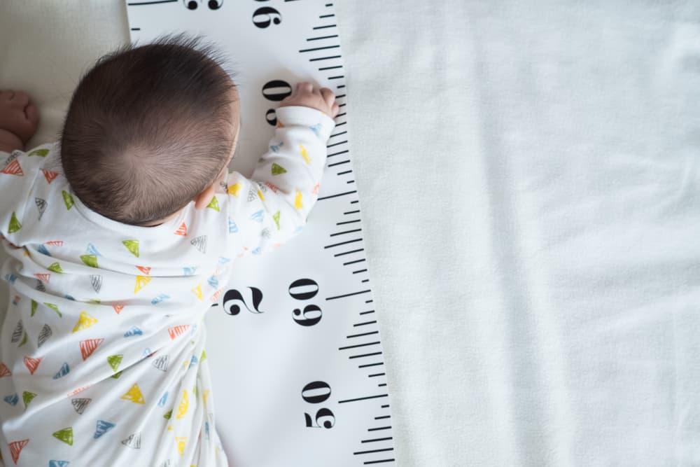 Kapan Tinggi Badan Bayi Tergolong Kurang (Pendek)?