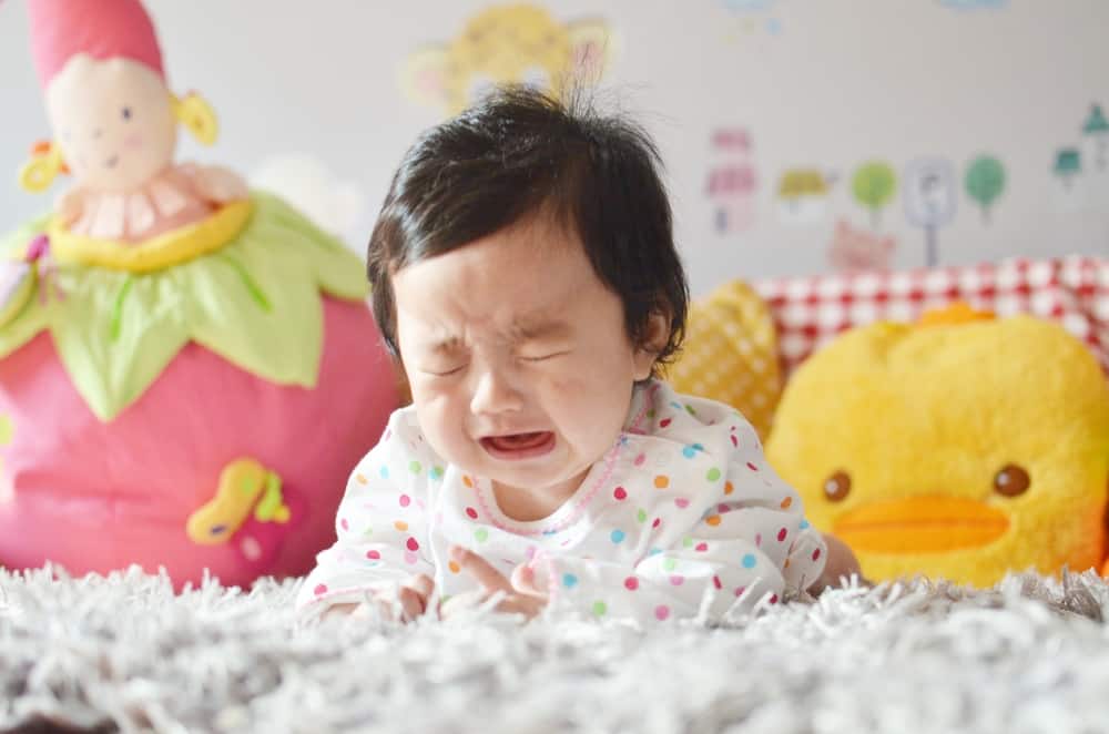 Bayi Usia 6 Bulan Susah BAB, Ini Penyebab dan Solusinya
