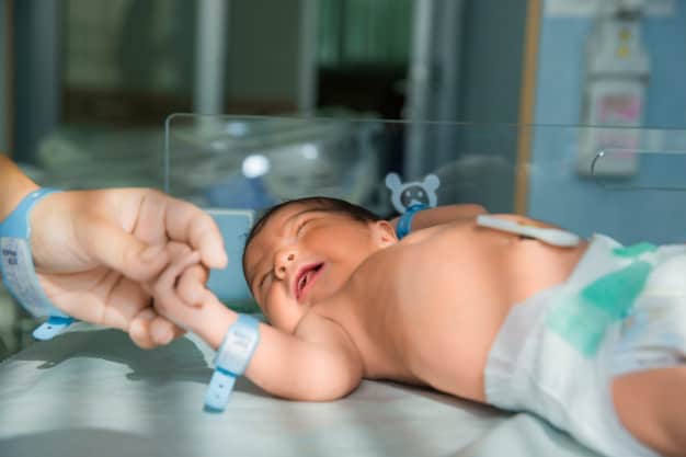 kelainan kongenital cacat bawaan pada bayi baru lahir