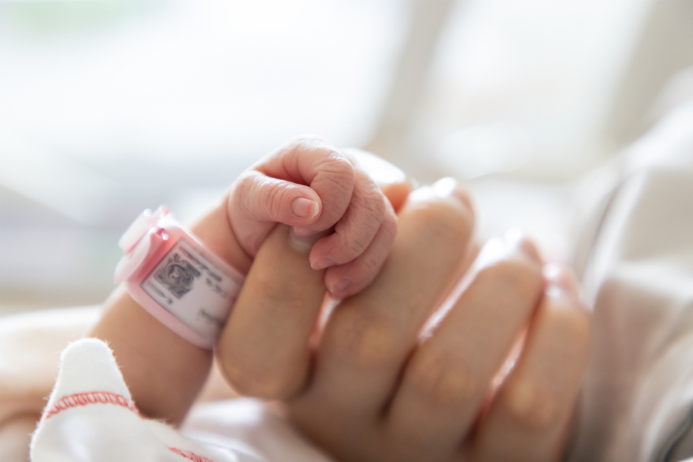 Tahapan Perkembangan Bayi Prematur Usia 0-2 Tahun