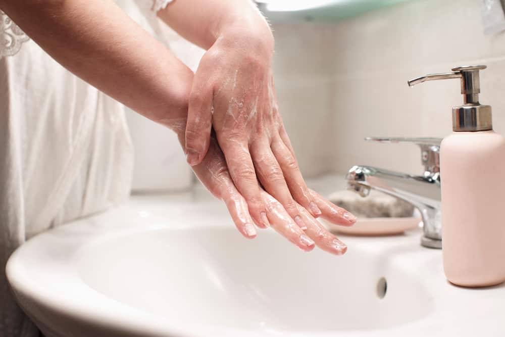 Cuci Tangan Pakai Sabun Antiseptik dan Air Ternyata Lebih Efektif Bunuh Kuman