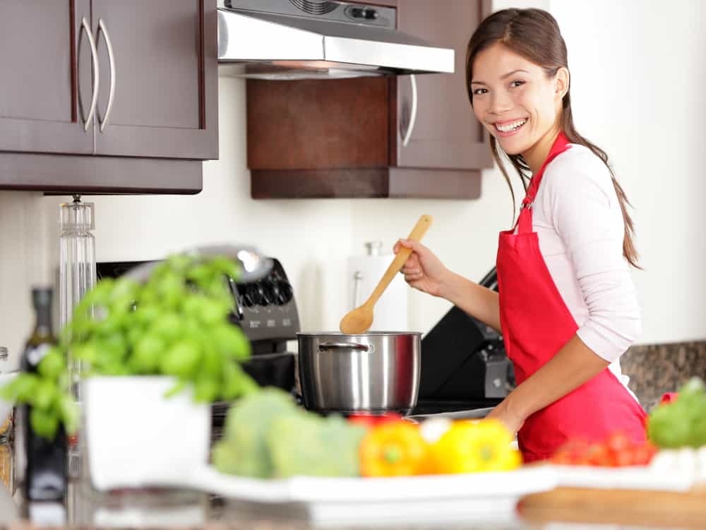 Manfaat Masak Sendiri bagi Kesehatan Fisik dan Mental