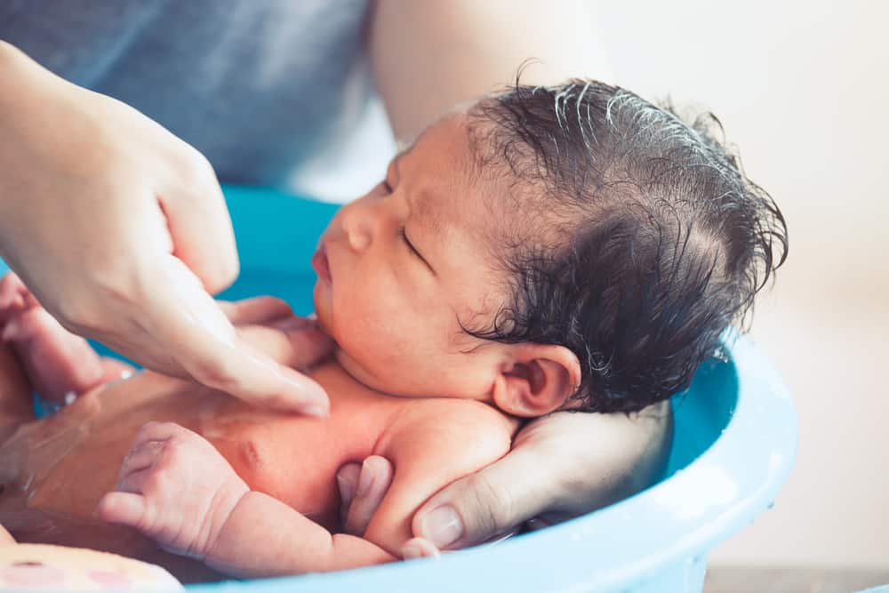 Cara Memilih Sabun untuk Kulit Bayi yang Sensitif