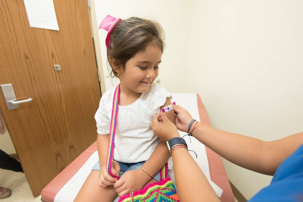 Ketahui Manfaat, Jenis, dan Efek Samping Imunisasi DPT pada Anak