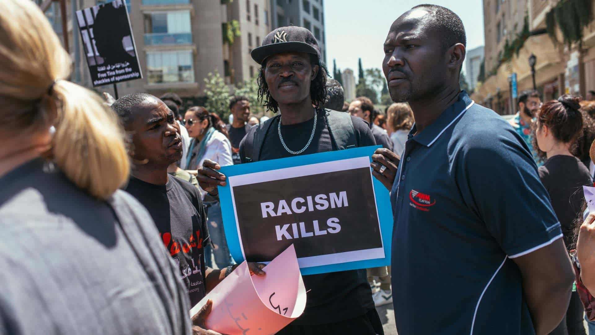 Apa Penyebab Rasisme yang Masih Terjadi di Sekitar Kita?