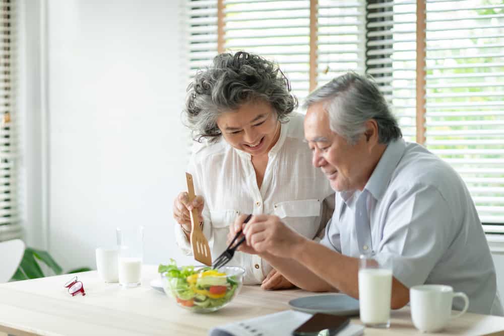 makanan untuk lansia atau orang tua lanjut usia