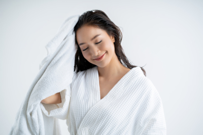 perawatan tidur saat rambut basah