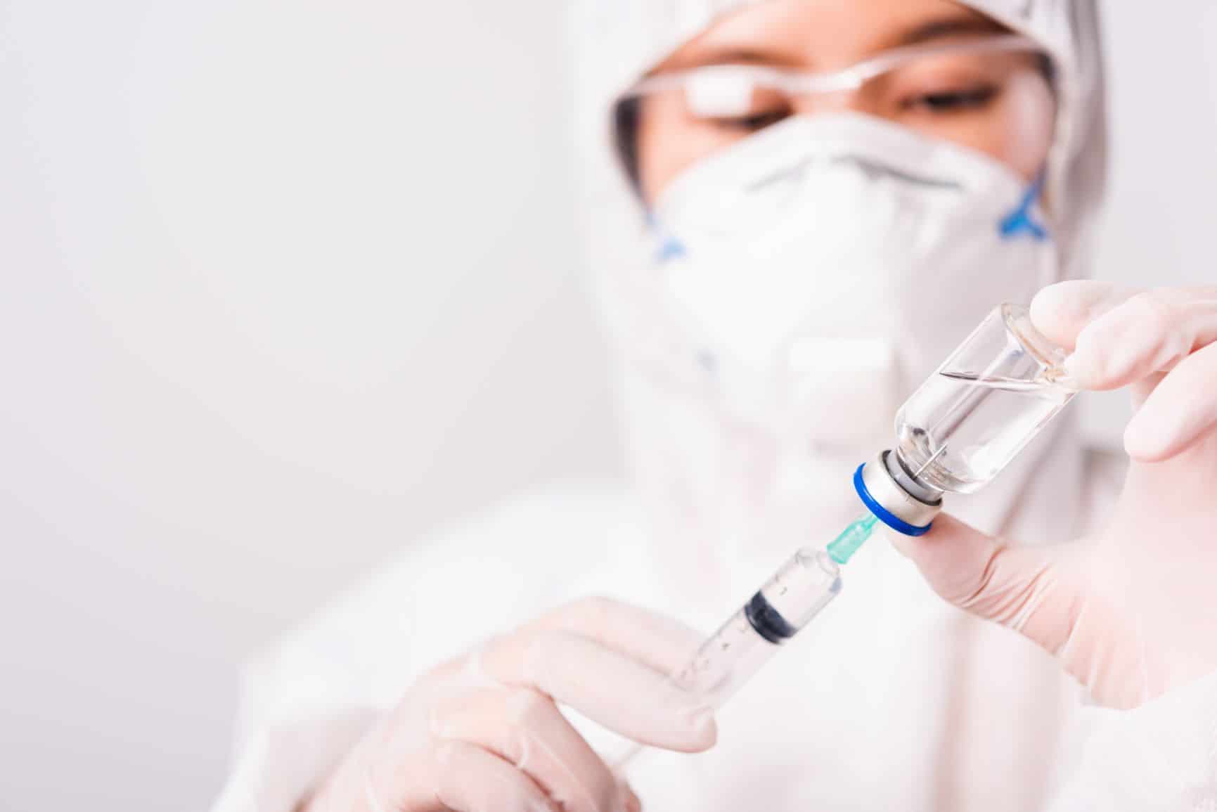 Apakah Vaksin Mampu Menyelesaikan Semua Masalah Pandemi COVID-19?