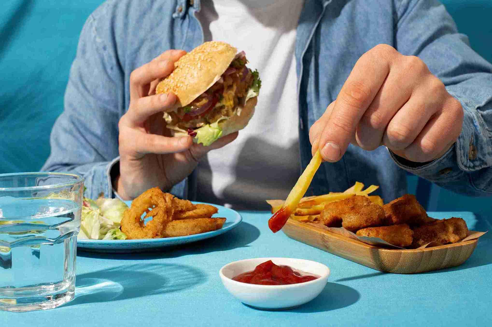 11 Pantangan Makanan dan Kebiasaan untuk Ambeien