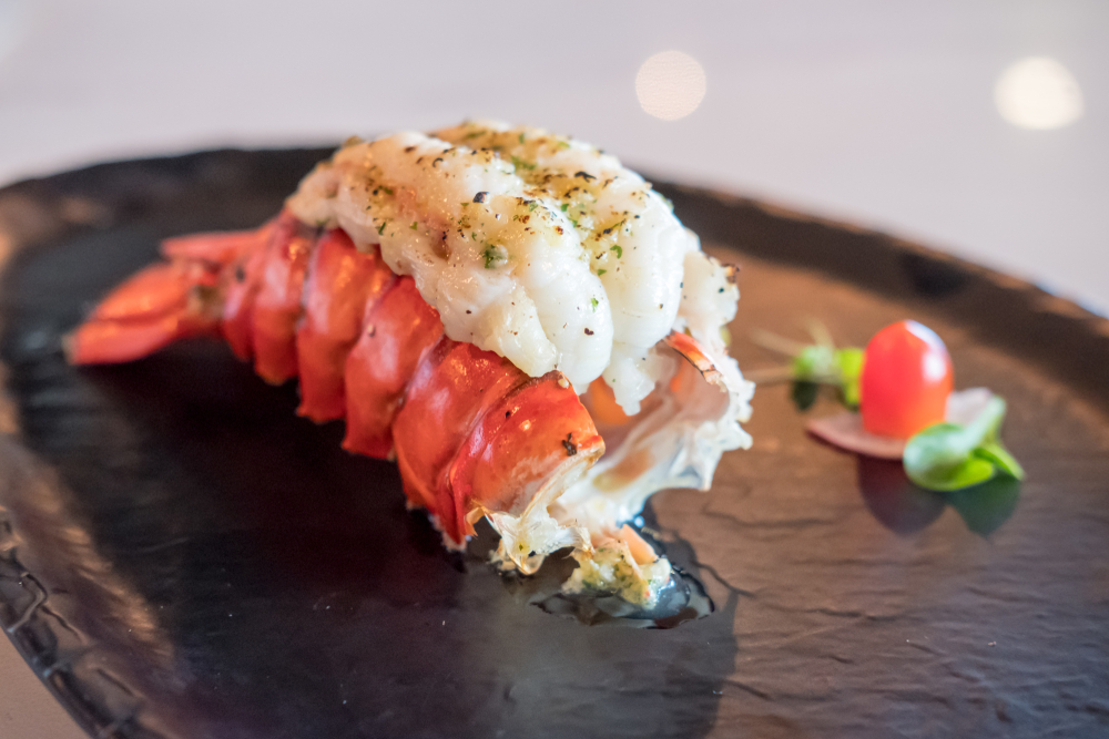 6 Manfaat Makan Lobster yang Tak Boleh Anda Lewatkan