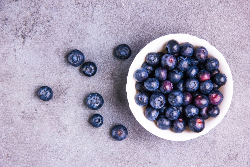 buah berry makanan untuk orang sakit