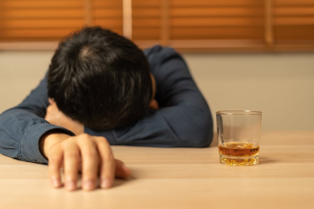 cara menghilangkan mabuk alkohol