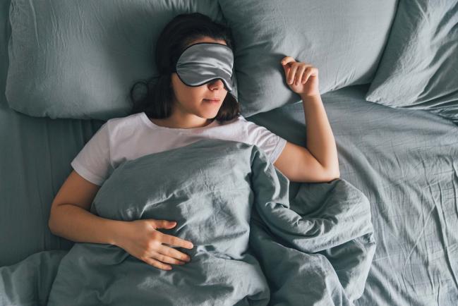 6 Risiko Kesehatan Akibat Langsung Tidur setelah Sahur