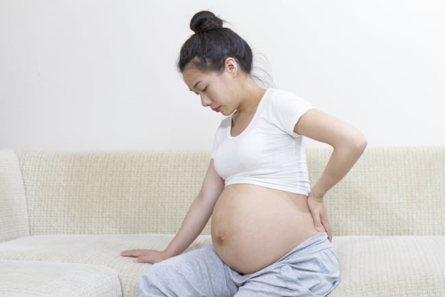 sakit pinggang sebelah kiri saat hamil trimester 3 14