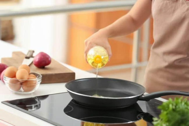 8 Minyak Goreng untuk Diet yang Rendah Kalori - Hello Sehat