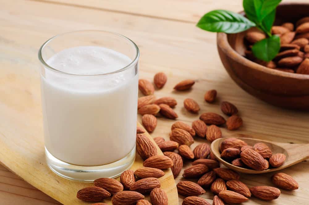 susu almond terbaik untuk diet