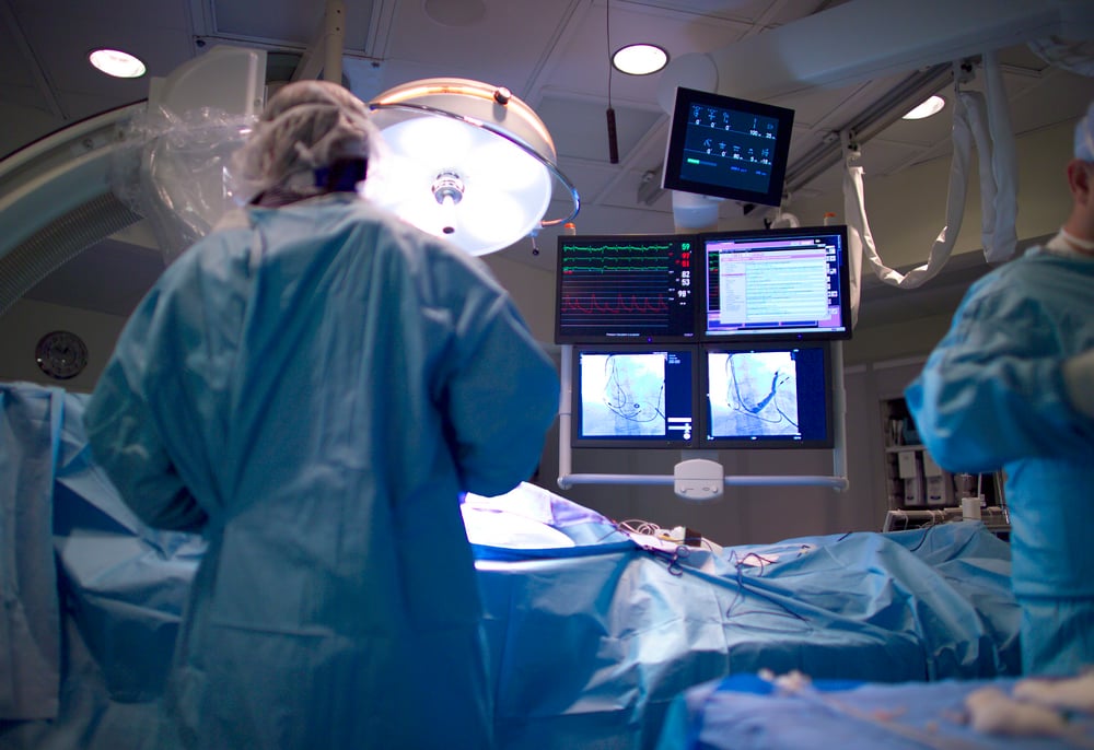 Memahami Prosedur Operasi Jantung Bocor serta Risikonya