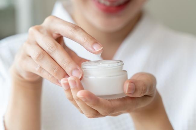 Mengenal 5 Manfaat Panthenol pada Produk Skincare