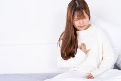 perempuan sakit dada karena gerd anxiety
