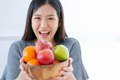 Makan buah sehat